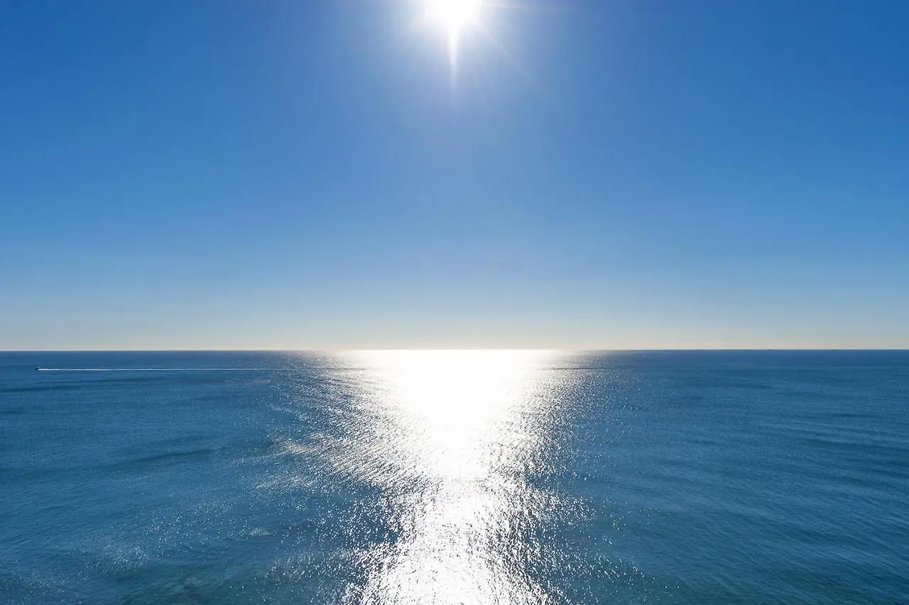 Fantastico Apartamento De 1 Dormitorio Frente Al Mar contacts